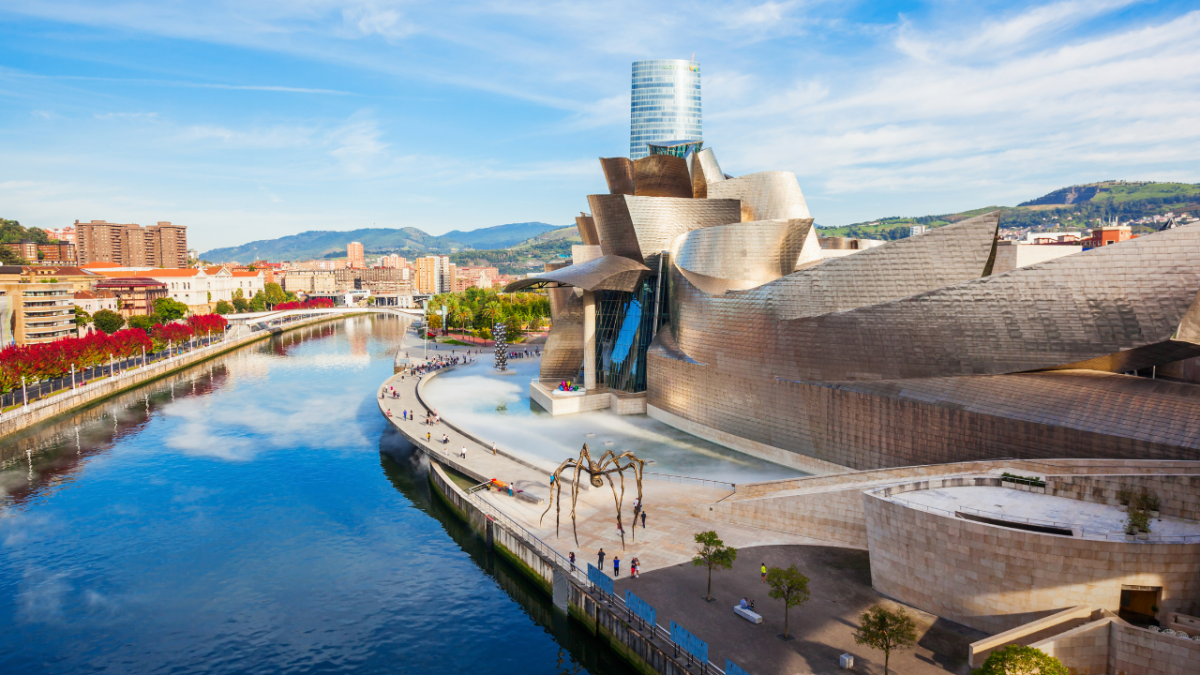 4989-Bilbao-dog-friendly