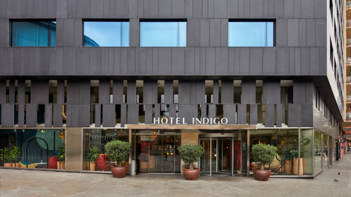 5046-indigo-plaza-cataluna