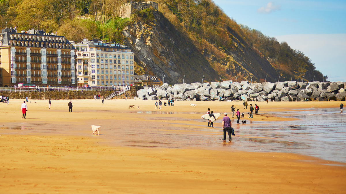 5135-playa-zurriola-san-sebastian